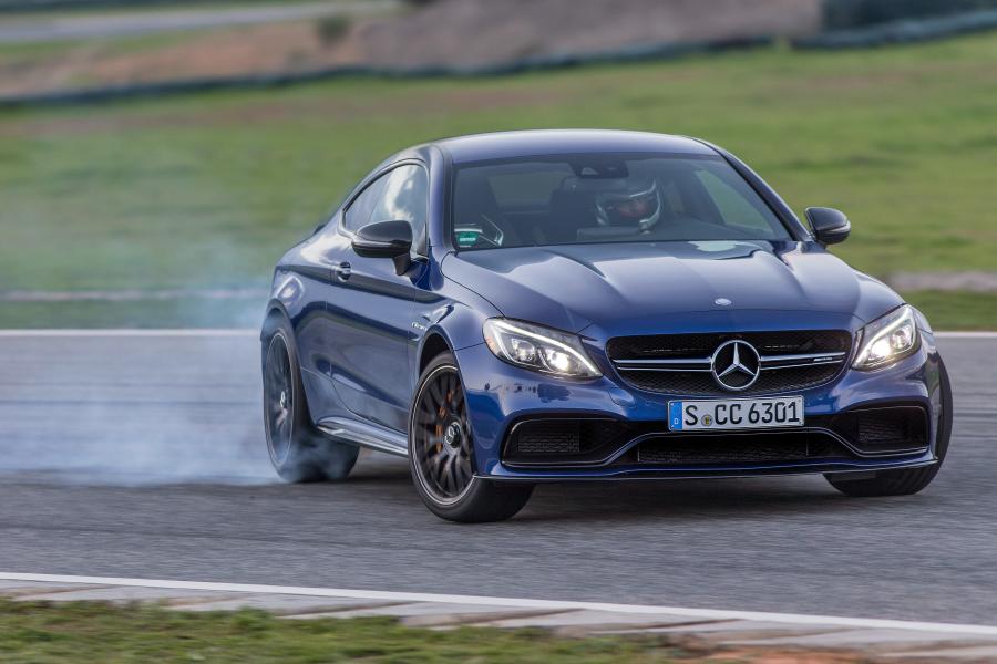  Mercedes-AMG C63 S Coupe 2015 года  (фото 13 из 40)